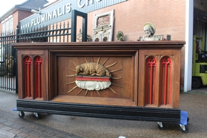 Altar style Gothic - style en Oak wood, Belgium 19th century