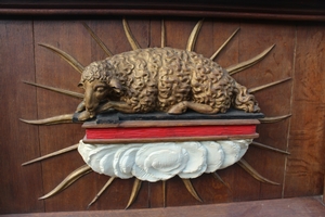 Altar style Gothic - style en Oak wood, Belgium 19th century