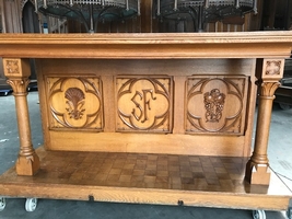 Altar style Gothic - style en wood oak, Belgium 19th century (anno 1900)