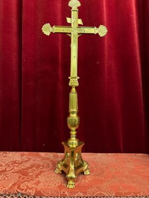 Altar - Cross style Gothic - Style en Bronze / Polished and Varnished, Belgium  19 th century ( Anno 1890 )