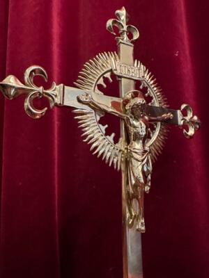 Altar - Cross style Gothic - Style en Bronze / Polished and Varnished, Belgium  19 th century ( Anno 1875 )