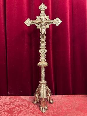 Altar - Cross style Gothic - Style en Bronze / Polished and Varnished, Belgium  19 th century ( Anno 1885 )