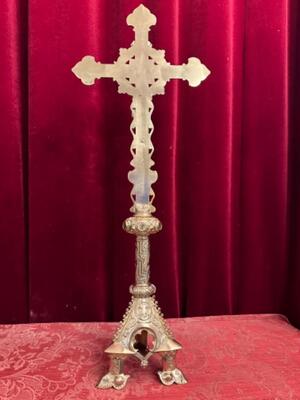 Altar - Cross style Gothic - Style en Bronze / Polished and Varnished, Belgium  19 th century ( Anno 1885 )