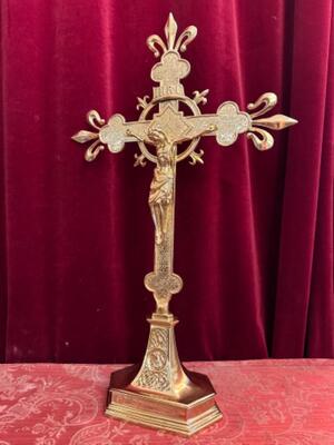 Altar - Cross style Gothic - Style en Bronze / Polished and Varnished, Belgium  19 th century ( Anno 1890 )