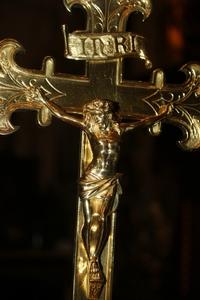 Altar - Cross style Gothic - style en Brass / Bronze, France 19th century