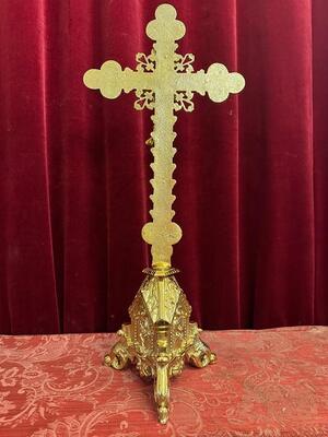 Altar - Cross style Gothic - Style en Bronze / Polished and Varnished, France 19 th century ( Anno 1885 )
