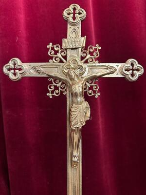 Altar - Cross style Gothic - Style en Bronze / Polished and Varnished, Belgium  19 th century ( Anno 1885 )