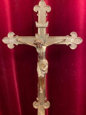 Altar - Cross style Gothic - style en Brass / Bronze / Gilt /  Polished and Varnished, Belgium 19 th century ( Anno 1875 )