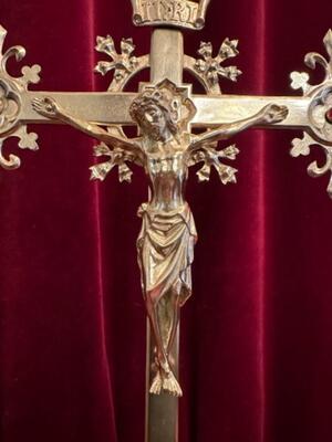 Altar - Cross By: Bourdon style Gothic - Style en Bronze / Polished and Varnished / Glass, Gent -  Belgium  19 th century ( Anno 1885 )