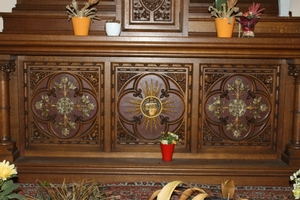 Altar Measures Without Steps. style Gothic - style en wood oak, 19th century