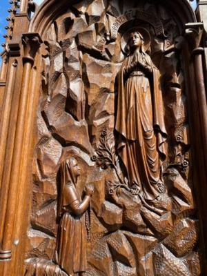 Altar Our Lady Of Lourdes   style Gothic - Style en Oak wood, Belgium 19 th century ( Anno 1865 )