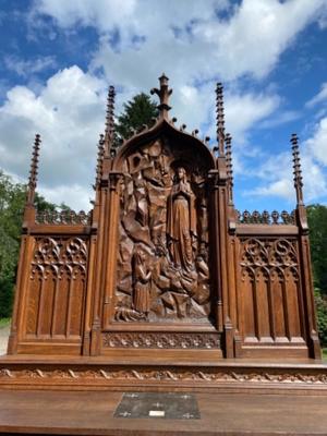 Altar Our Lady Of Lourdes   style Gothic - Style en Oak wood, Belgium 19 th century ( Anno 1865 )