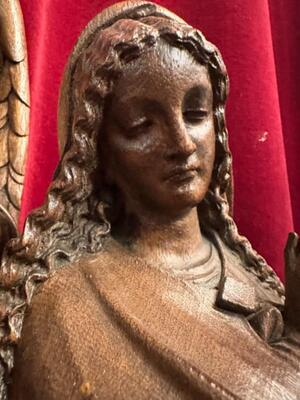 Annunciation Sculpture style Gothic - Style en Hand - Carved Wood Oak, Belgium  19 th century ( Anno 1875 )