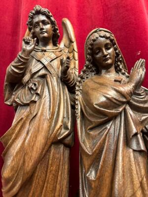 Annunciation Sculpture style Gothic - Style en Hand - Carved Wood Oak, Belgium  19 th century ( Anno 1875 )