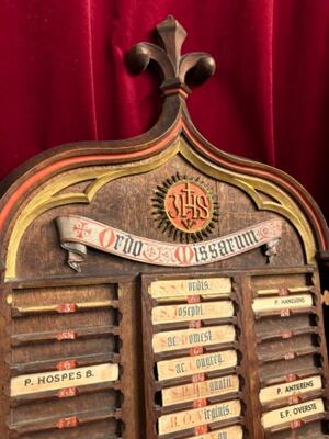 Attendance Board style Gothic - Style en Oak wood, Belgium  19 th century ( Anno 1875 )