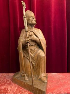 Bishop style Gothic - style en Hand - Carved Wood Oak, Dutch 19 th century ( Anno 1875 )