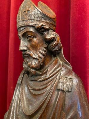 Bishop Statue style Gothic - Style en Oak wood, Belgium 19 th century ( Anno 1875 )