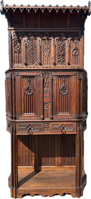 Cabinet style Gothic - Style en Walnut wood , France 19 th century ( Anno 1885 )
