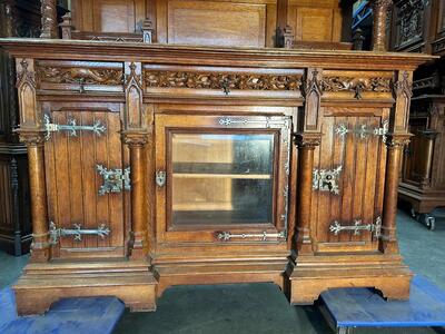 Cabinet  style Gothic - Style en Oak wood / Glass, France 19 th century
