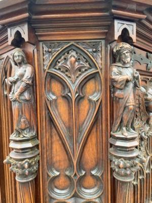 Cabinet  style Gothic - Style en Walnut wood , Paris France 19 th century