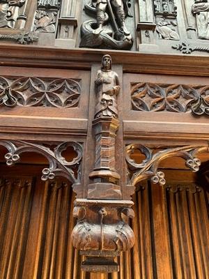 Cabinet With Imaginations Of St. Michael & The 4 Evangelists style Gothic - style en Oak wood, France 19th century