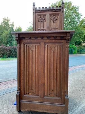 Cathedra style Gothic - style en Oak wood, Belgium 19th century ( anno 1890 )