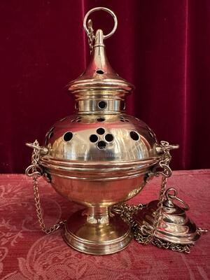 Censer  style Gothic - Style en Brass Polished and Varnished, Belgium  19 th century ( Anno 1885 )