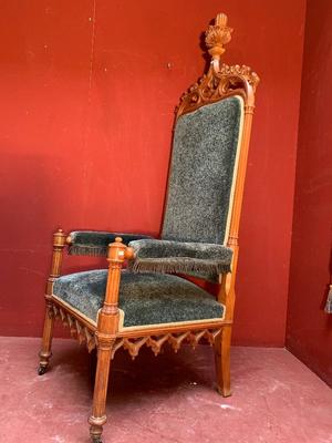 Chair style Gothic - Style en Walnut wood , France 19th century