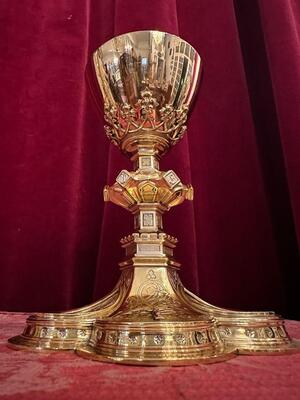 Chalice style Gothic - Style en Silver / Gilt / Polished and Varnished , Belgium  19 th century