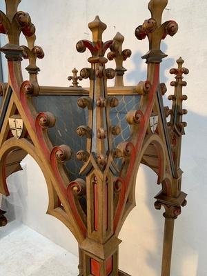 Chapel style Gothic - style en wood polychrome, France 19th century ( anno 1875 )