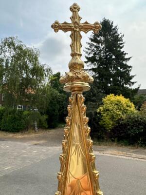 Chapel style Gothic - Style en Brass / Bronze / Polished and Varnished, Belgium  19 th century ( Anno 1885 )