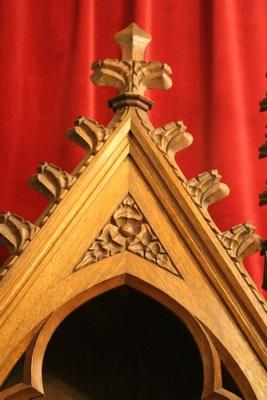 Chapel style Gothic - style en wood oak, Belgium 19th century