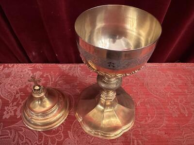 Ciborium style Gothic - Style en Brass / Gilt, Belgium  19 th century ( Anno 1865 )