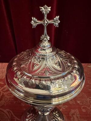 Ciborium style Gothic - Style en Full - Silver / Silver Marks Present / Polished & Varnished, France 19 th century ( Anno 1885 )