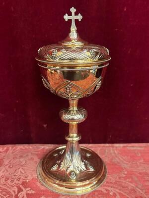 Ciborium style Gothic - Style en Full - Silver / Silver Marks Present / Polished & Varnished, Belgium  19 th century ( Anno 1875 )
