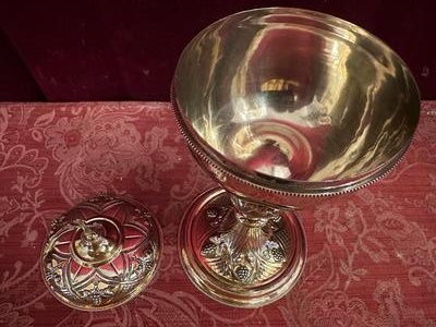 Ciborium style Gothic - Style en Full - Silver / Silver Marks Present / Polished & Varnished, Belgium  19 th century ( Anno 1875 )
