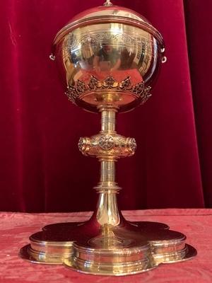 Ciborium Stamped: Bourdon style Gothic - style en Full Silver / Polished and Varnished, Belgium 19th century ( anno 1890 )