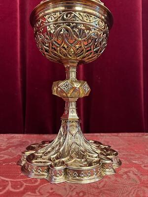Ciborium Weight: 1.15 Kgs ! style Gothic - Style en Full - Silver / Silver Marks Present / Polished & Varnished, France 19 th century ( Anno 1835 )