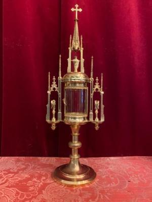 Cillinder Monstrance style Gothic - style en Brass / Bronze / Gilt, BELGIUM 19 th century ( Anno 1890 )