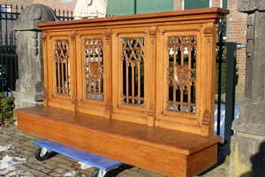 Communion - Kneeler style Gothic - style en Oak wood, Belgium 19th century