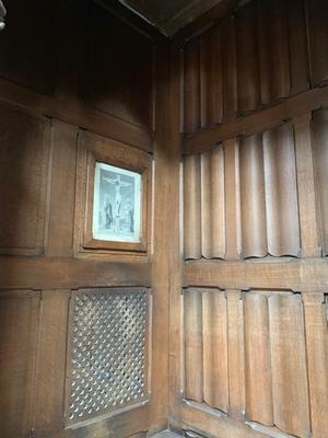 Confessional style Gothic - style en Oak wood, Belgium 19th century