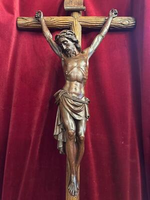 Corpus With Cross style Gothic - Style en Hand - Carved Wood Oak, Belgium  19 th century