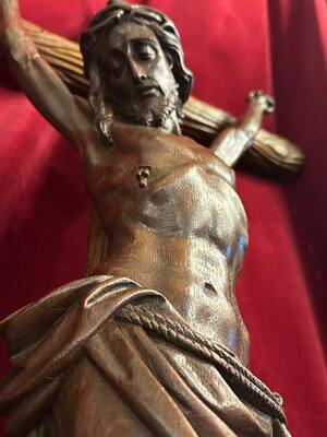 Corpus With Cross style Gothic - Style en Hand - Carved Wood Oak, Belgium  19 th century
