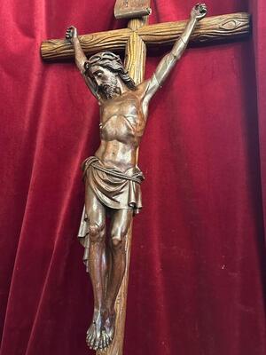 Corpus With Cross style Gothic - Style en Hand - Carved Wood Oak, Belgium  19 th century