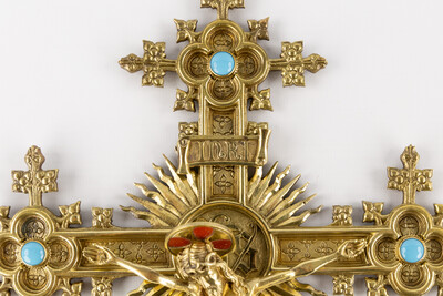 1 Gothic - Style Cross