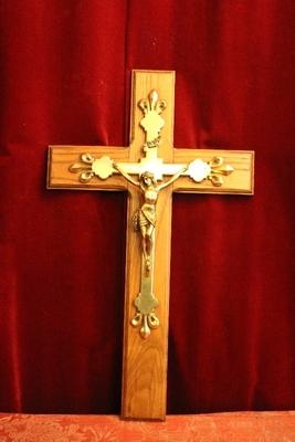 Cross + Corpus style Gothic - style en Bronze /  Wood, Belgium 19th century