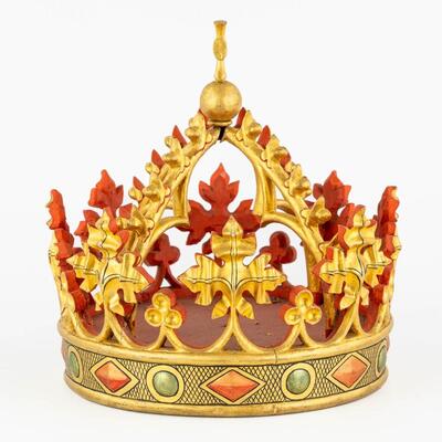 Crown With Original Storage Box style Gothic - Style en Wood, Belgium 19 th century