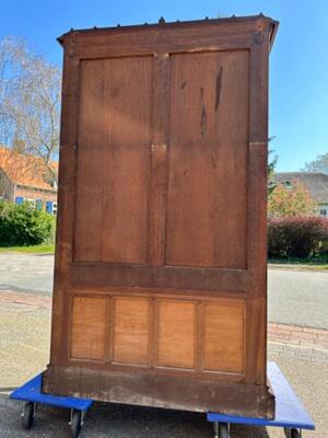 Cabinet style Gothic - Style / Cut - Glass en Walnut wood , France 19 th century