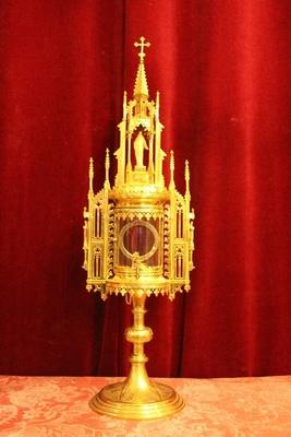 Cylinder Monstrance style Gothic - style en Brass / Bronze / Gilt, Belgium 19th century ( anno 1875 )