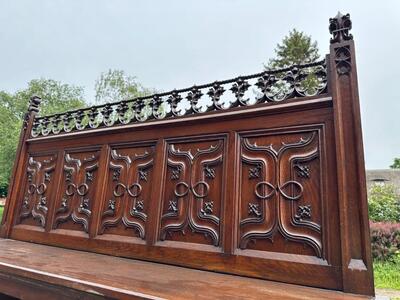 Desk style Gothic - style en Oak wood, Belgium  19 th century ( Anno 1865 )